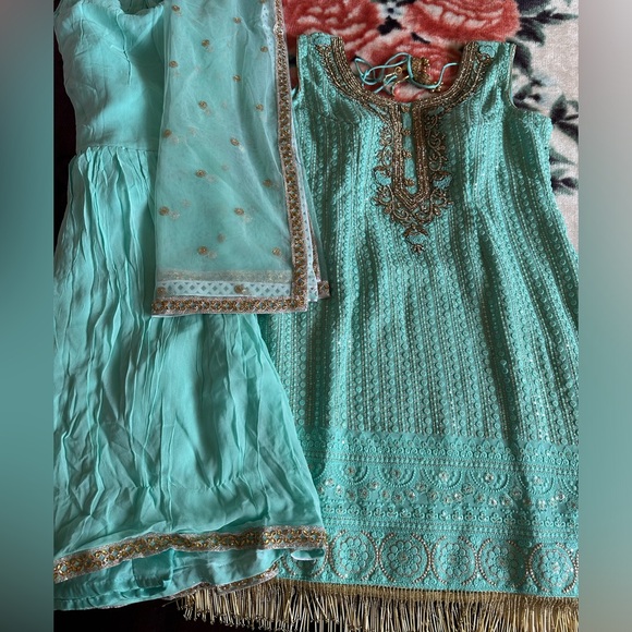 Sharara suit - Picture 2 of 4